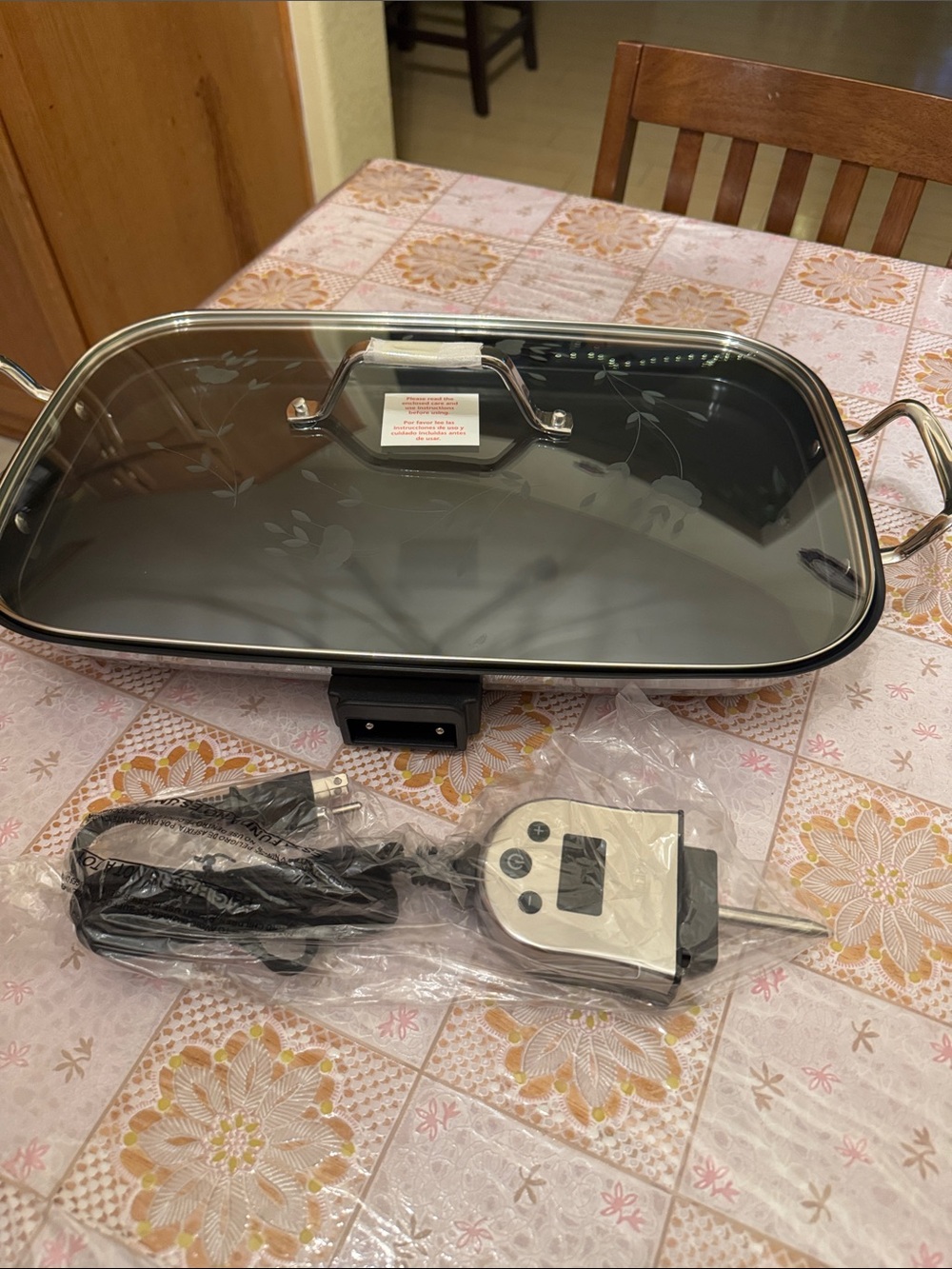 Princess House Griddle electric with a glass lid
